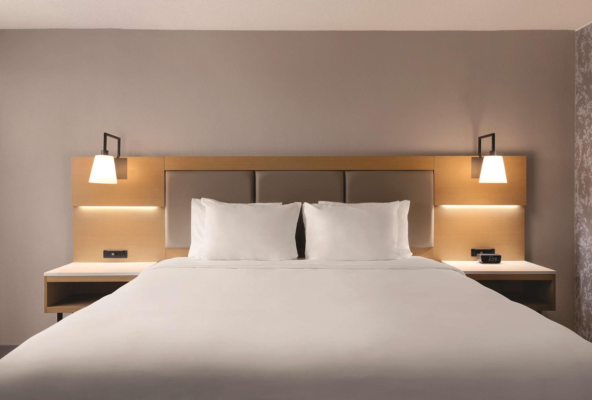 Holiday Inn Philadelphia Arpt-Stadium Area By Ihg מראה חיצוני תמונה